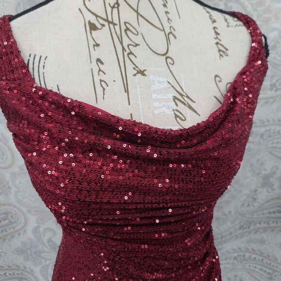 Lucy in the Sky Sequin bodycon mini red dress Size XS Holiday Party Festival - Picture 5 of 12